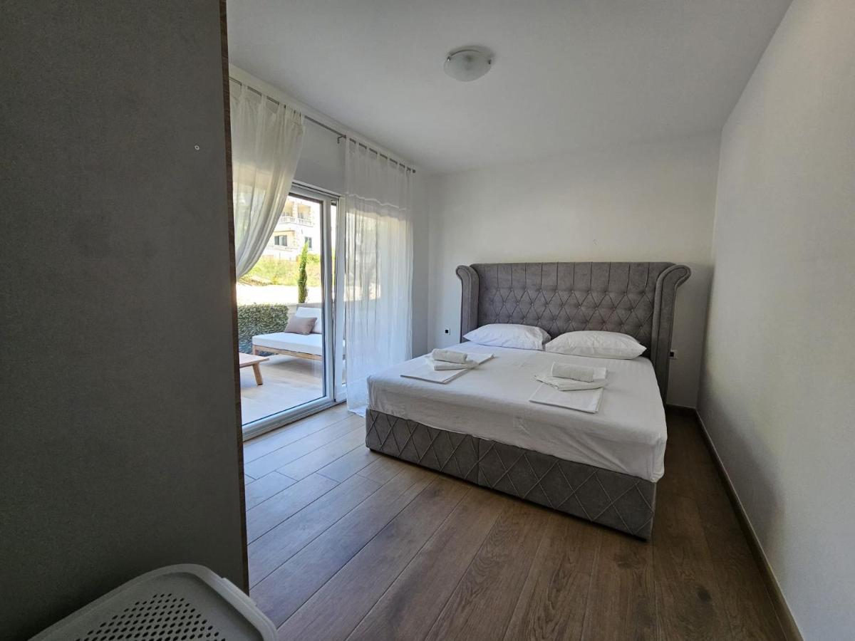 Harmony Suites Bol Zewnętrze zdjęcie
