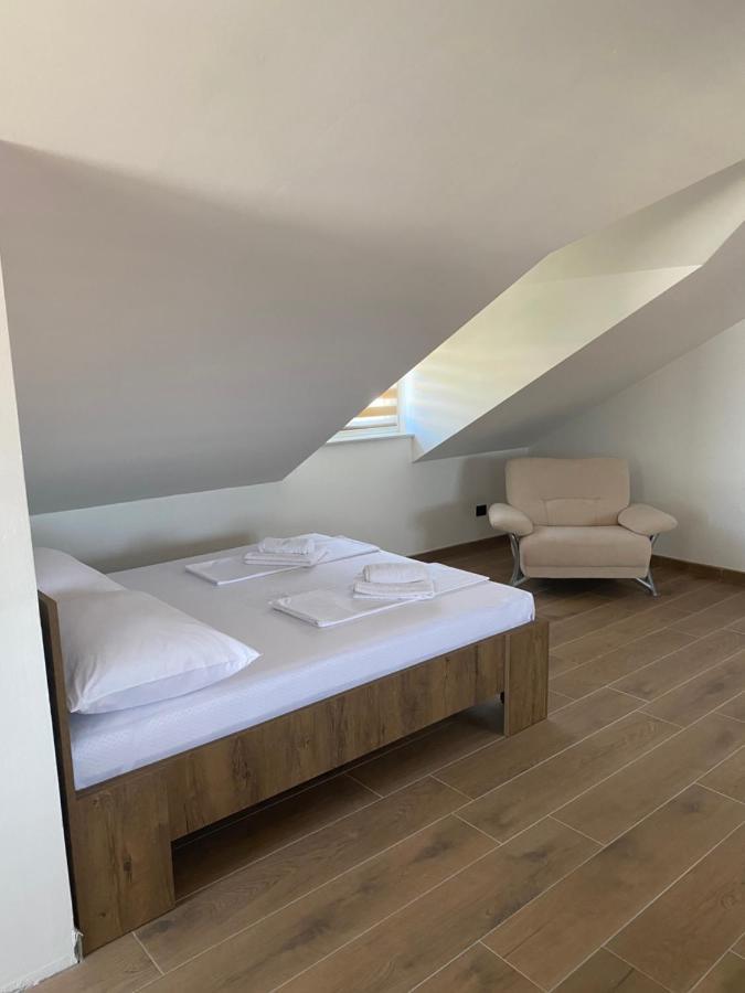 Harmony Suites Bol Zewnętrze zdjęcie