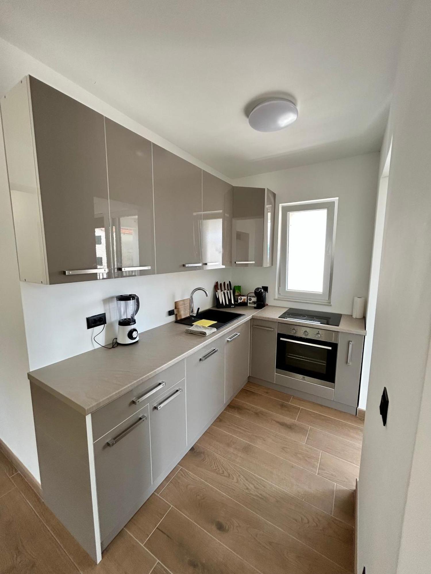 Harmony Suites Bol Zewnętrze zdjęcie
