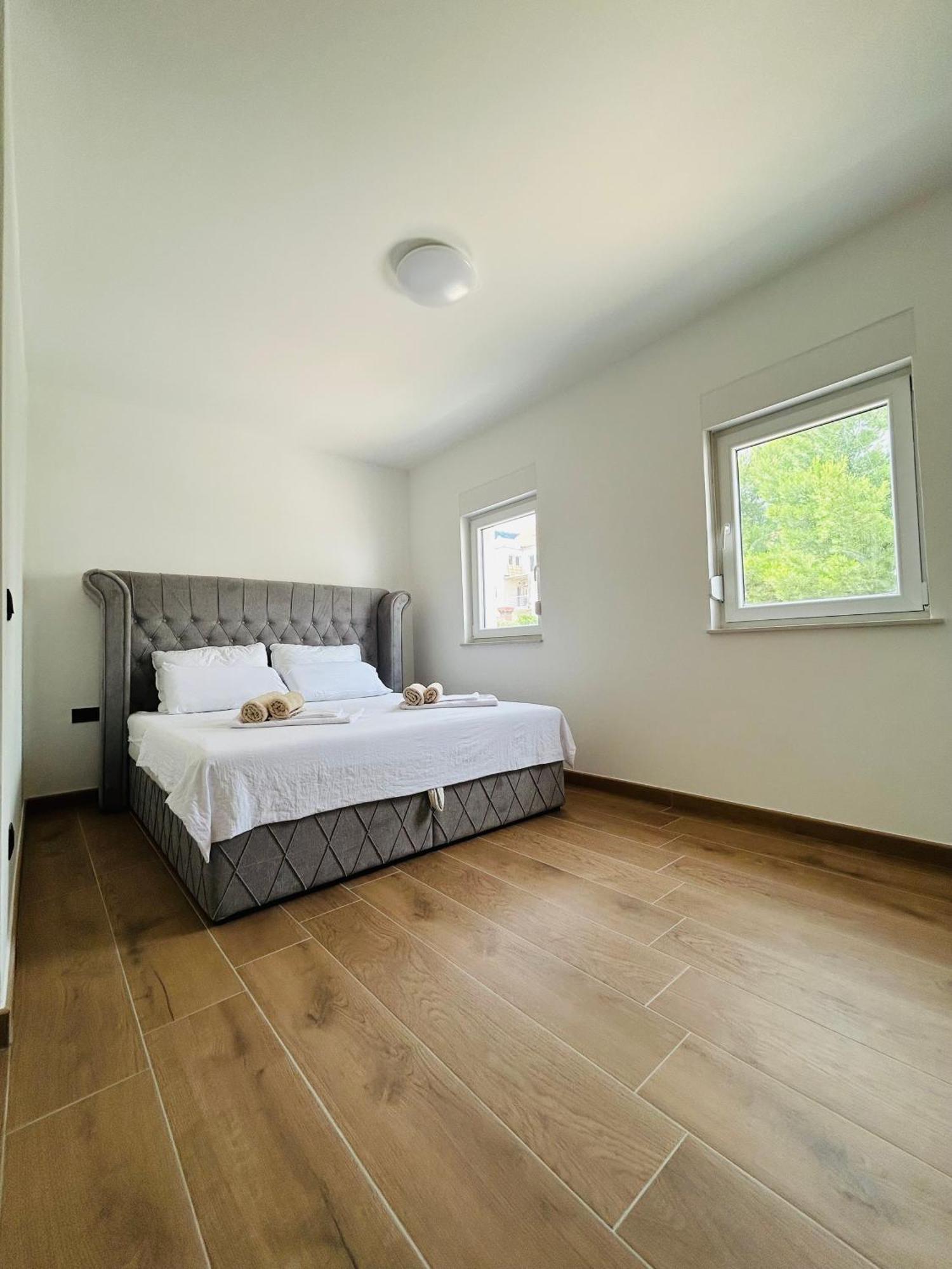 Harmony Suites Bol Zewnętrze zdjęcie