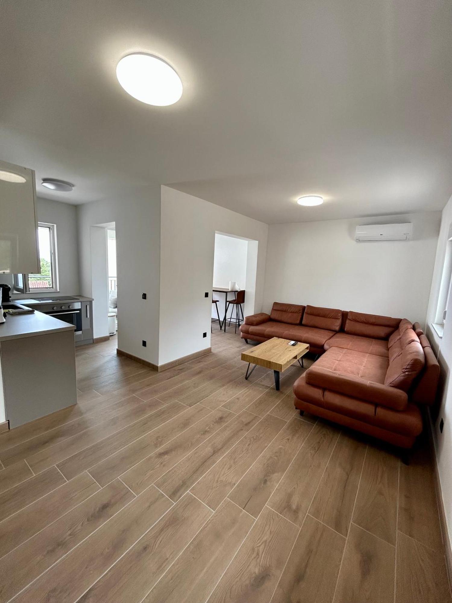 Harmony Suites Bol Zewnętrze zdjęcie