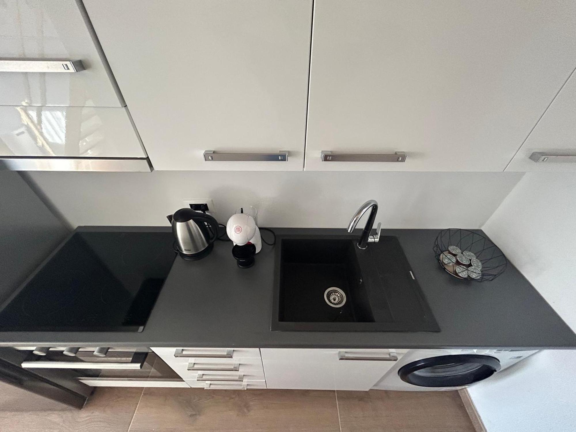 Harmony Suites Bol Zewnętrze zdjęcie