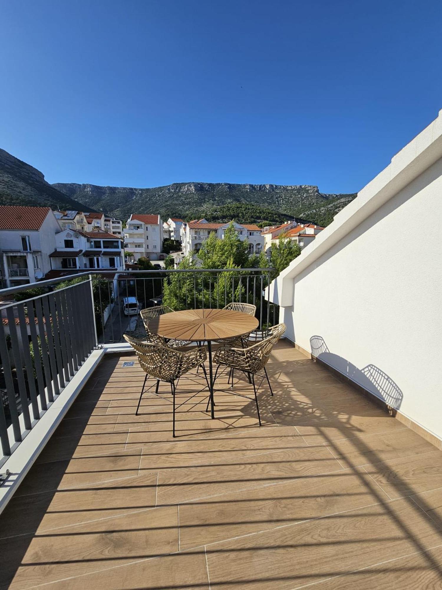 Harmony Suites Bol Zewnętrze zdjęcie